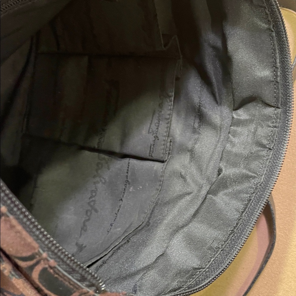 Vintage Salvatore Ferragamo bag fair condition - Picture 10 of 16